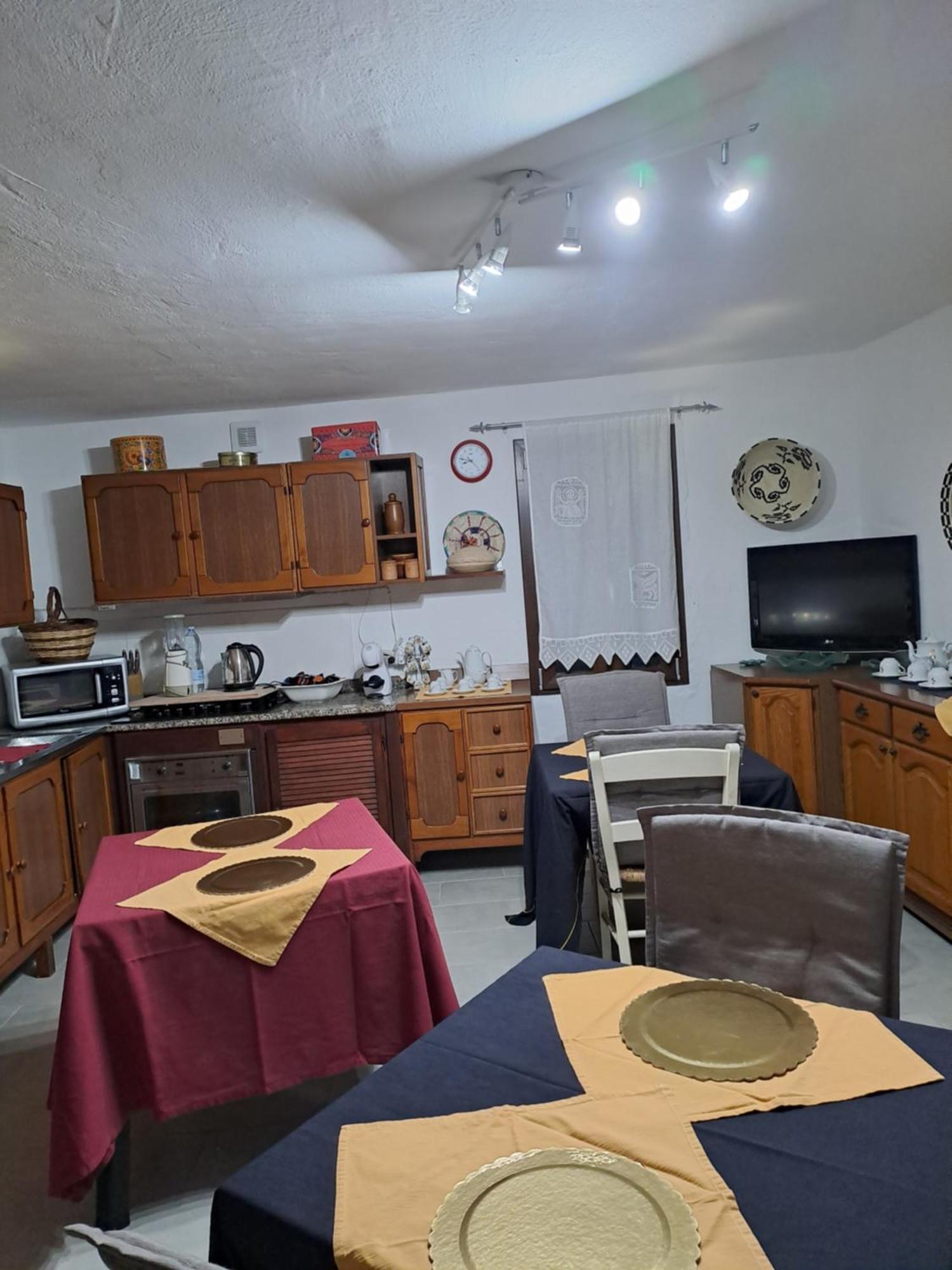 סאסארי Villa Andres מראה חיצוני תמונה